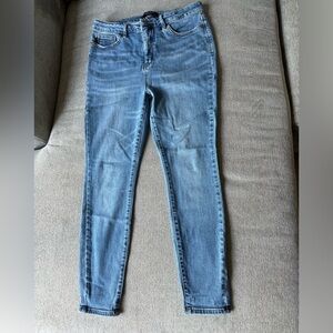 Judy Blue skinny jeans